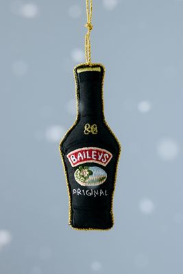 studio THIE Ornement Brodé Baileys