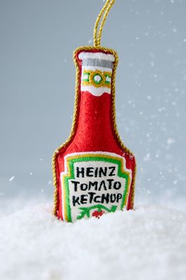 studio THIE Ornement brodé Heinz Tomato Ketchup
