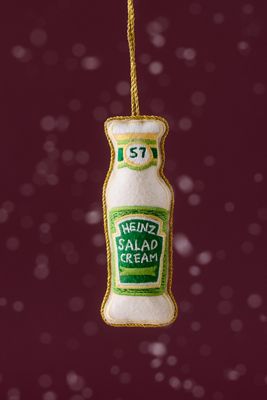 Ornement brodé studio THIE Heinz Salad Cream
