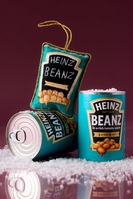 studio THIE Ornement brodé Heinz Beans