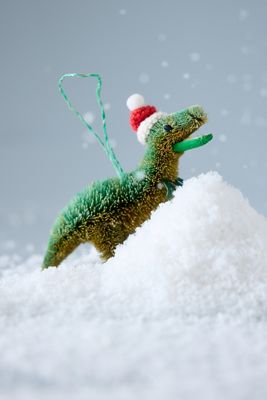 Ornamento T-Rex in setole studio THIE