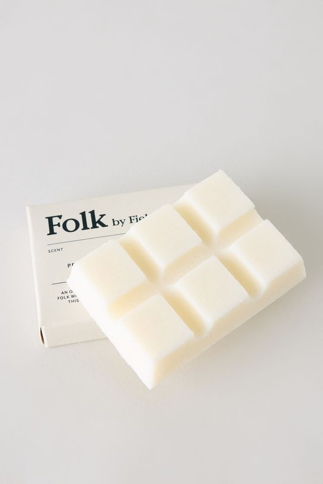 FieldDay Rich Earth & Dark Oudh Wax Melt #1