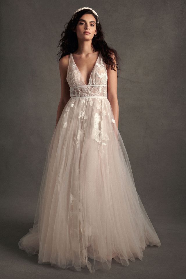 Willowby watters 2024 wedding dress