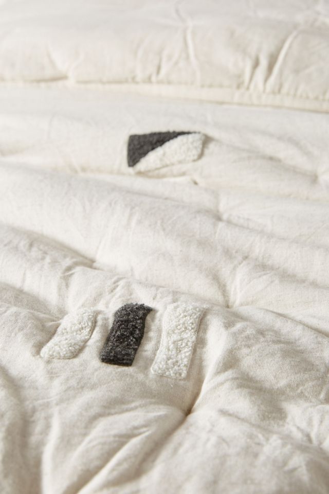 Embroidered Mazama Quilt #1