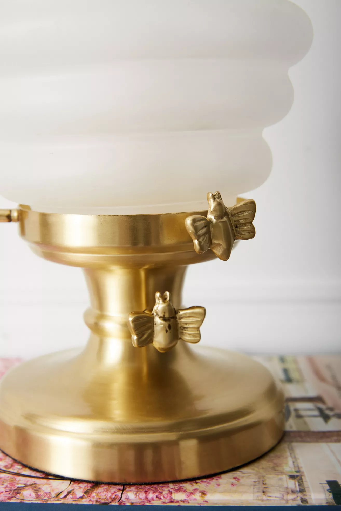 Bumblebee Glass Metal Table Lamp - thumbnail 3