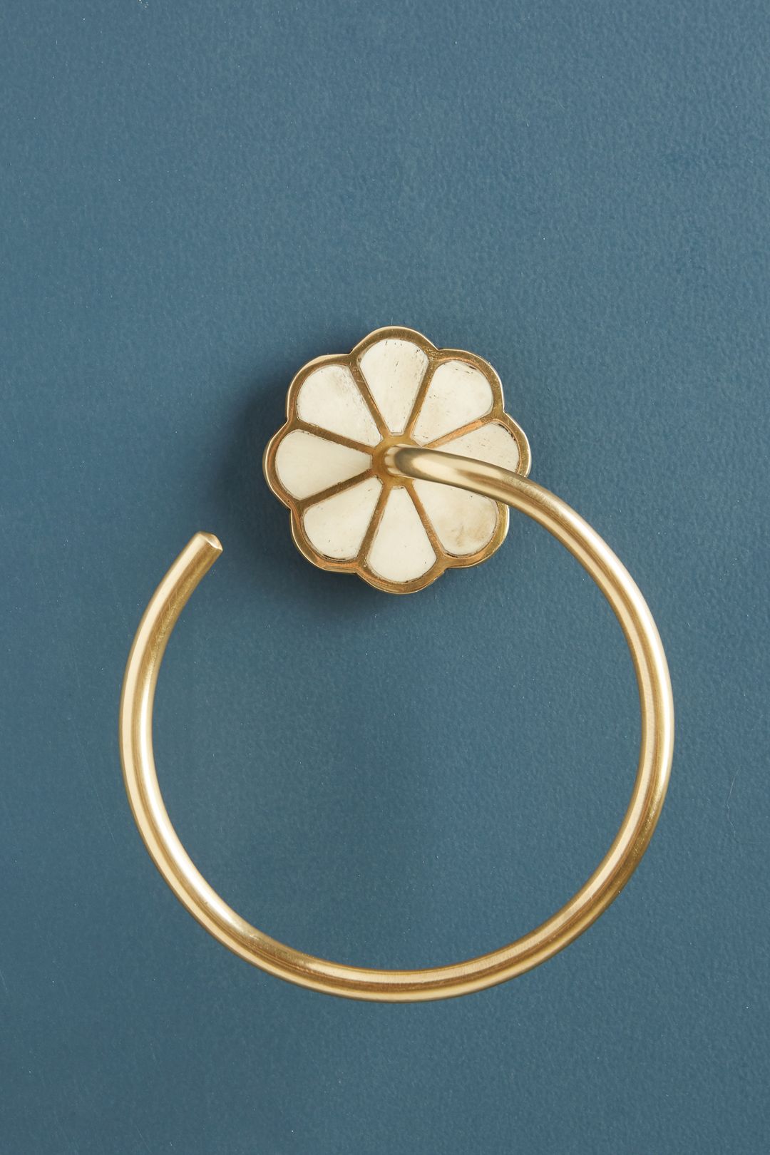 Botanist Towel Ring - White/Brass, One Size