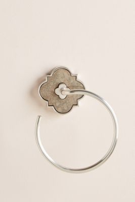 Vera Towel Ring