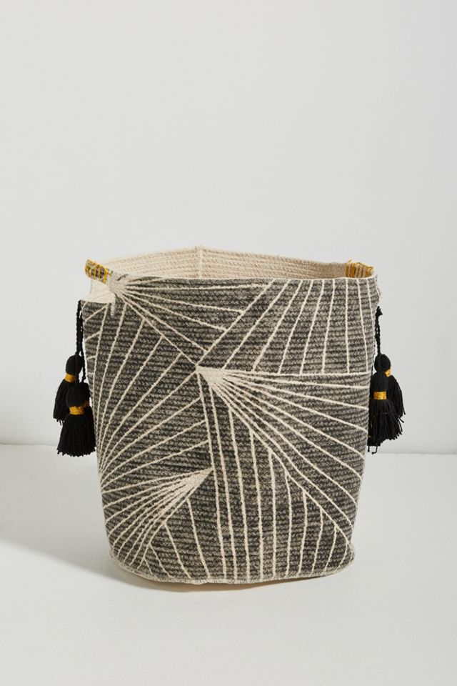 Handmade Aria Basket #1