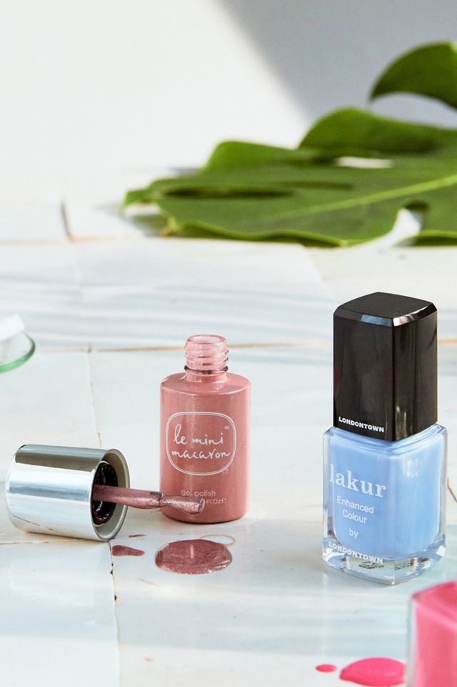 Le Mini Macaron Gel Manicure Kit #1