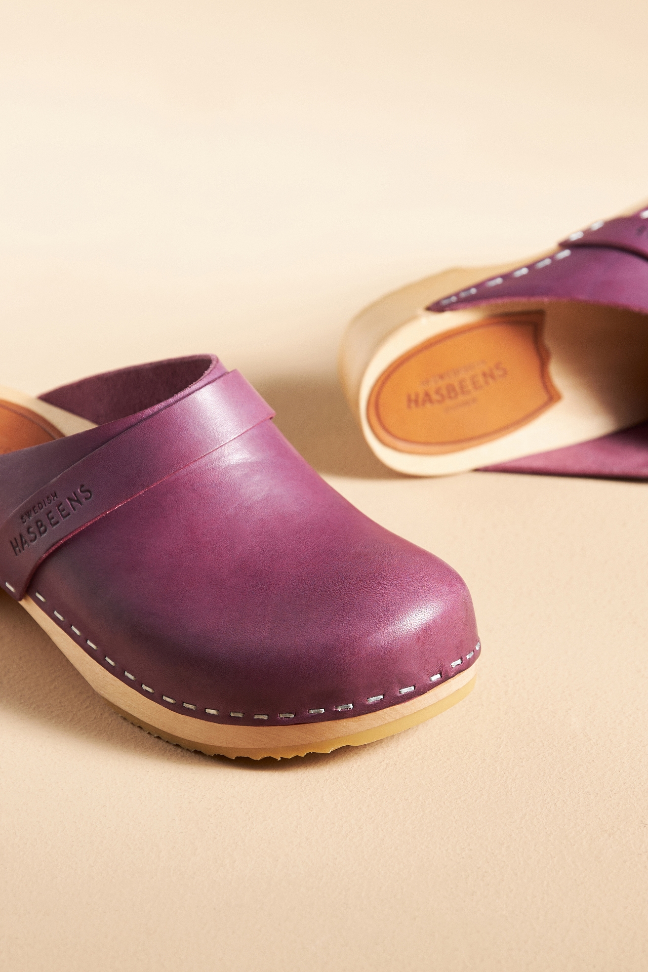 Swedish Hasbeens Leather Clogs