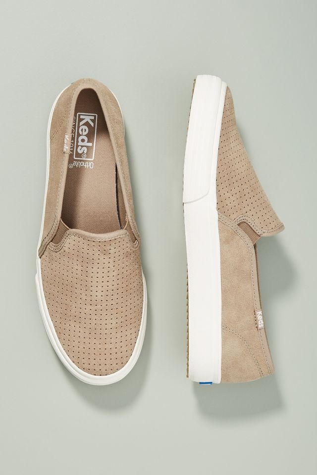 Keds double decker hot sale slip on taupe