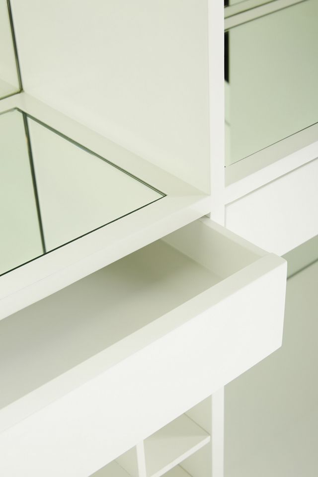 Lacquered Carre Bar Cabinet #4