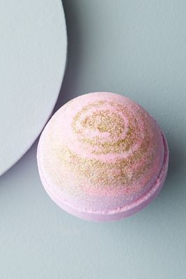 Latika Glitter Bath Bomb