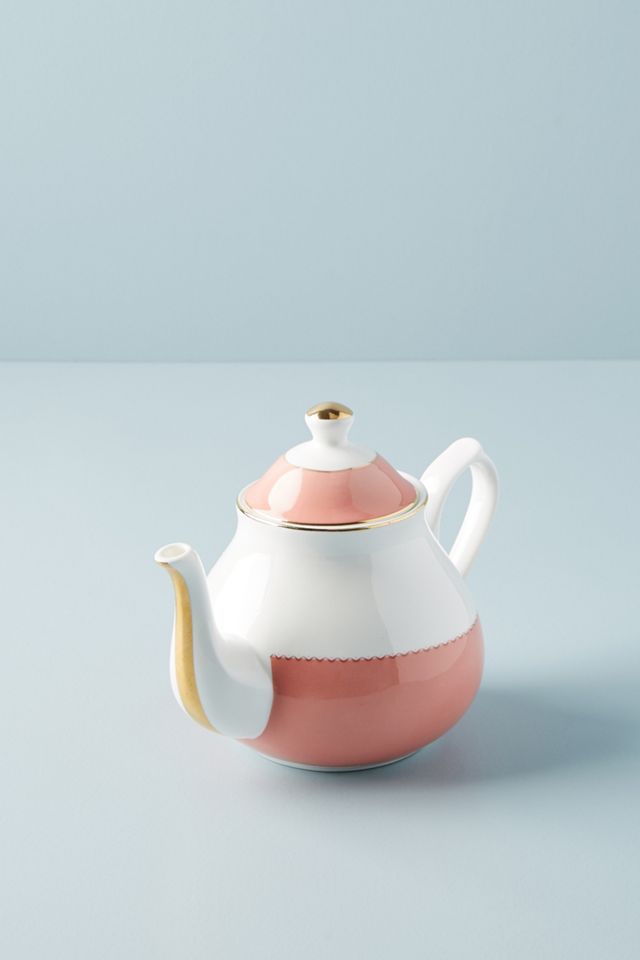 Yvonne Ellen Lilibet Teapot #1