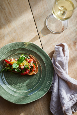 The Glenna Italian Earthenware Side Plates, Set of 4