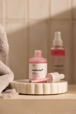 Medicube PDRN Pink Peptide Serum, 30ml
