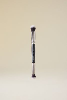 CVL Beauty Conceal & Brush Double-Sided Brush