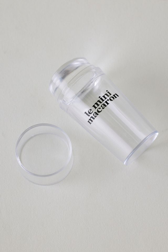 Le Mini Macaron Le Frenchie Nail Stamper #1