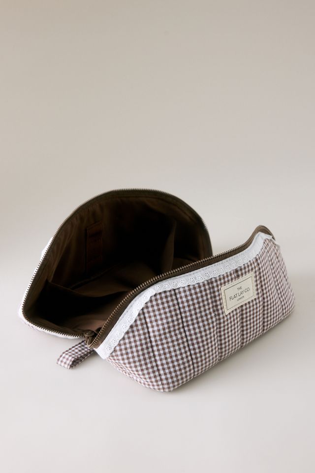 The Flat Lay Co. Estuche de Maquillaje Marshmallow Flat Lay #1