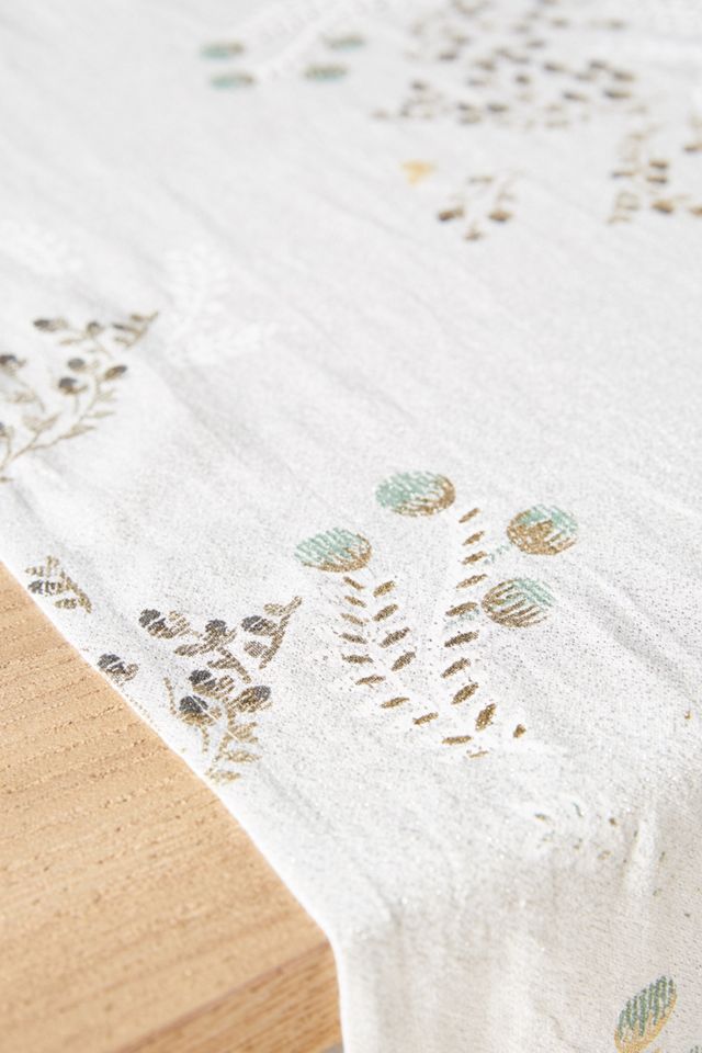 Livinia Table Runner #1