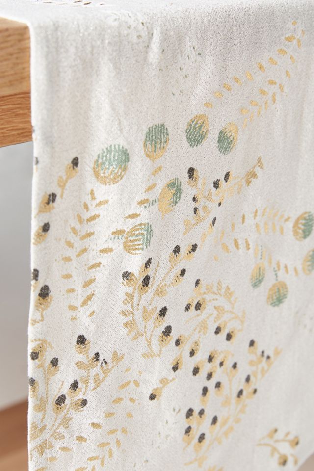 Livinia Table Runner #2