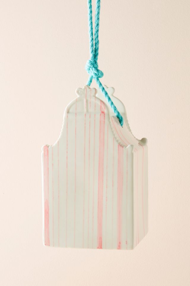 Alice Birdhouse #1