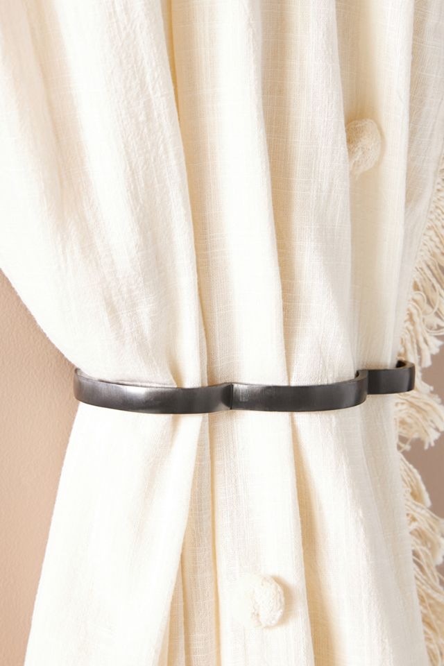 Constance Tieback #1