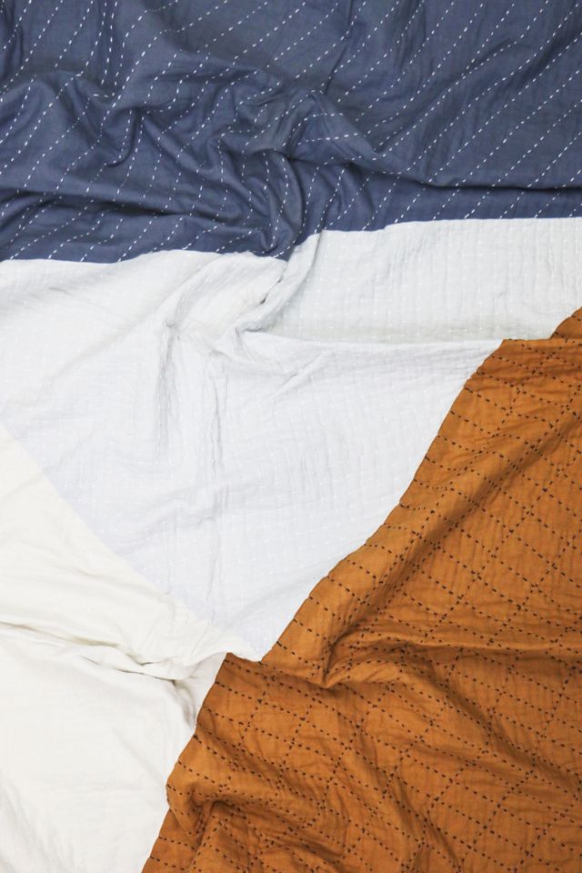 Anchal Naari Throw Blanket #1