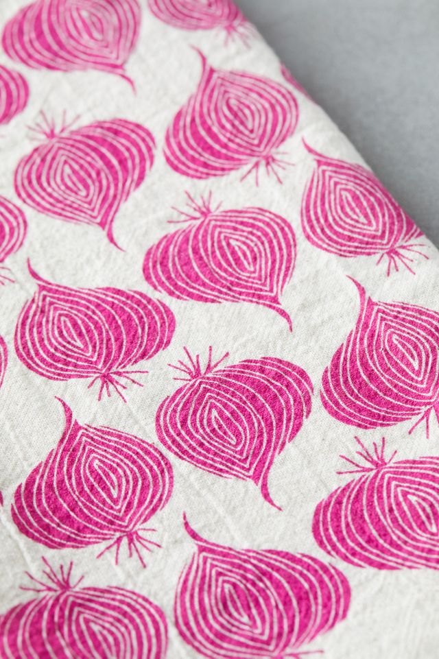 Red Onion Dish Towel