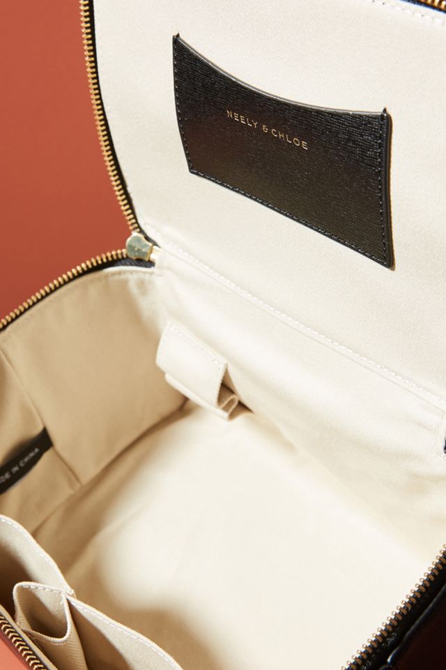No. 41 Large Vanity Case #2