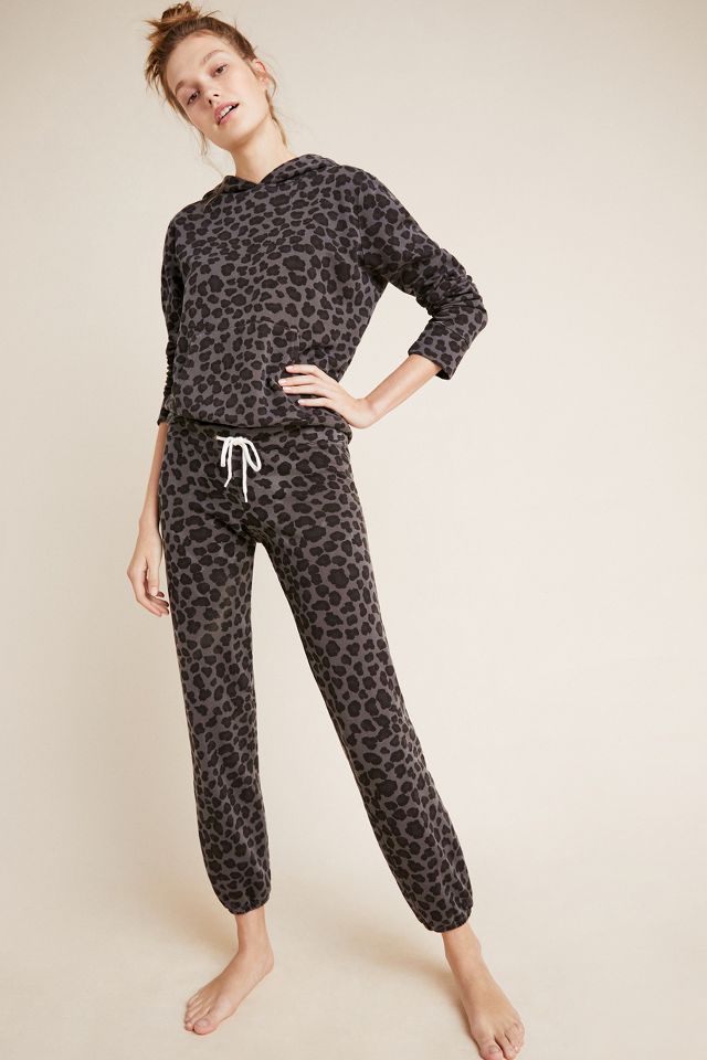 Monrow store leopard sweatpants