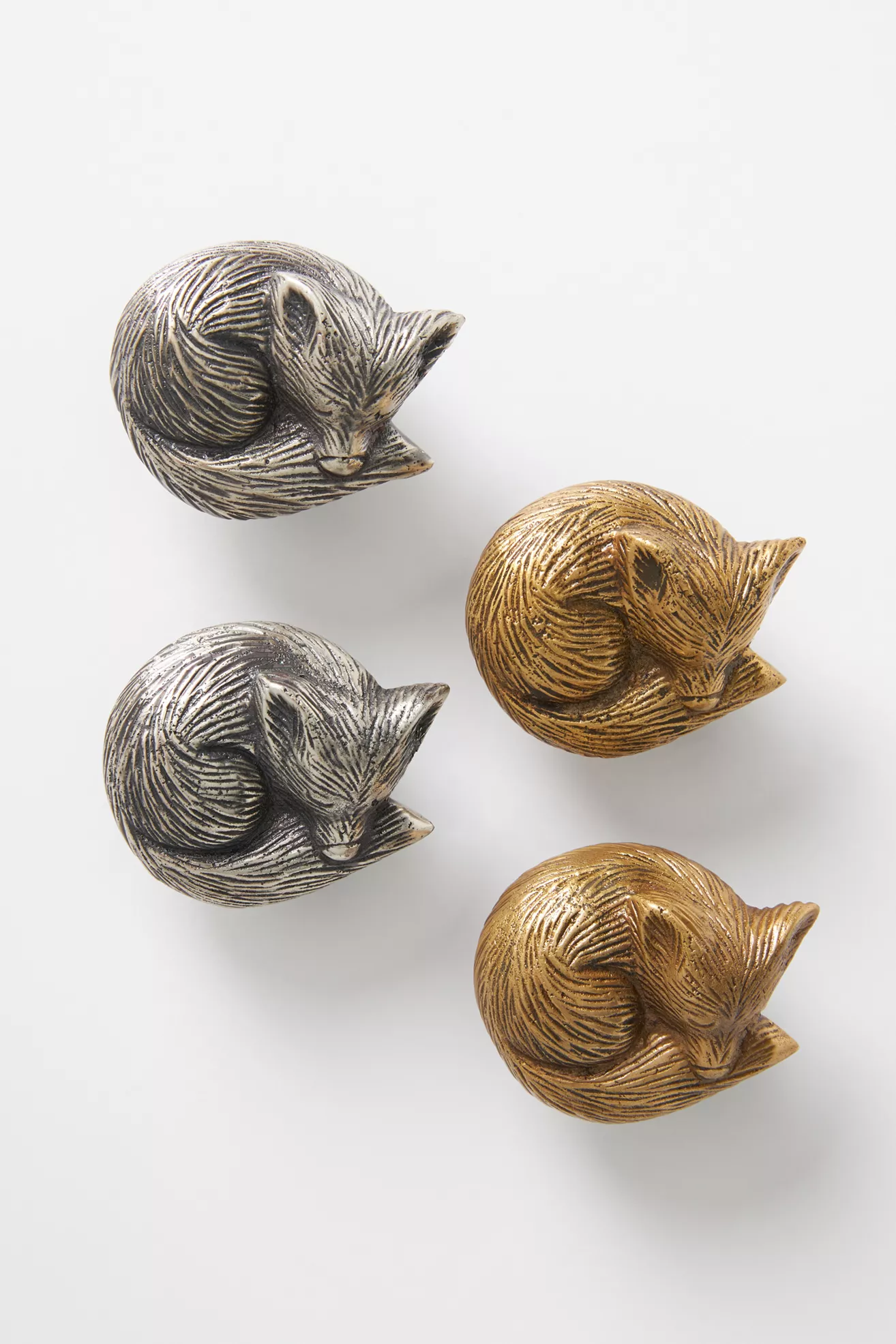 Sleeping Fox Knobs, Set of 2 - thumbnail 3