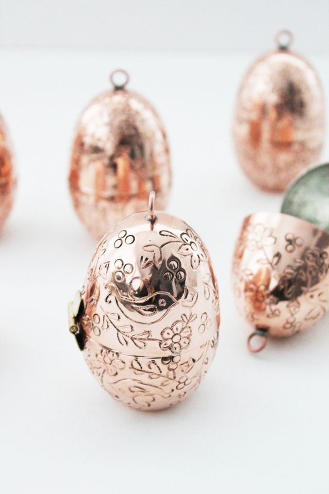 Coppermill Kitchen Signature Egg Embossed Ornament, Set of 4 #1