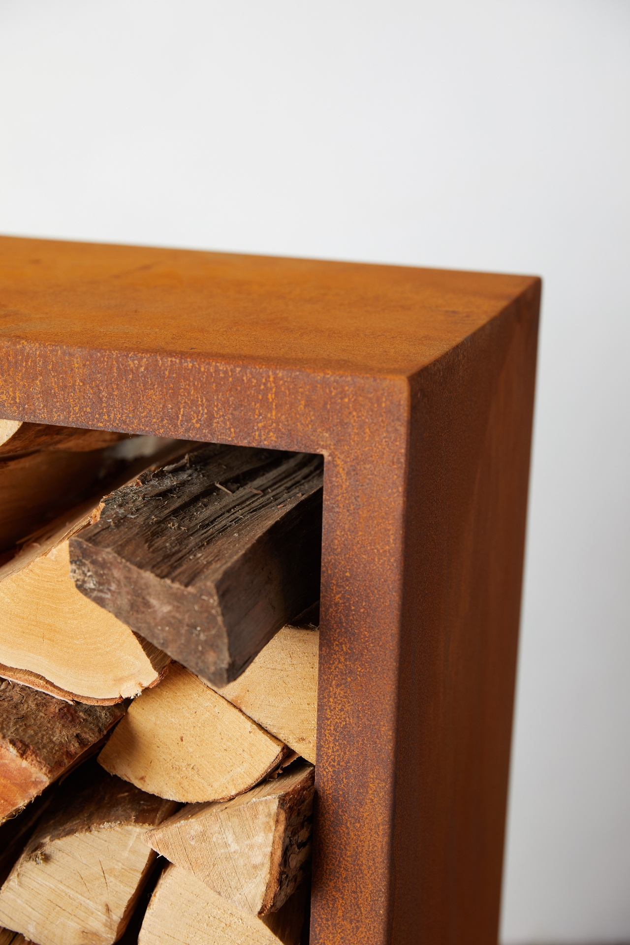 Weathering Steel Log Holder