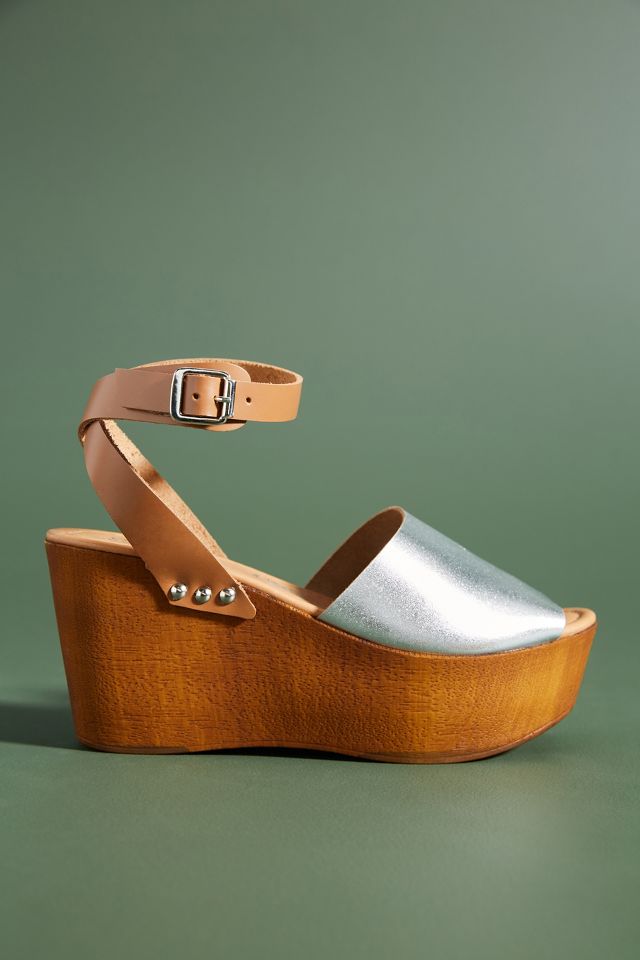 Seychelles Wooden Platform Sandals Anthropologie