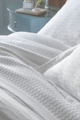 Peacock Alley Newport  Blanket