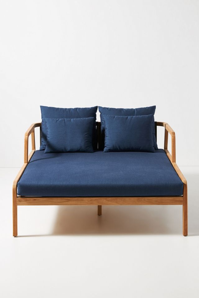 Neptune Indoor/Outdoor Daybed #1