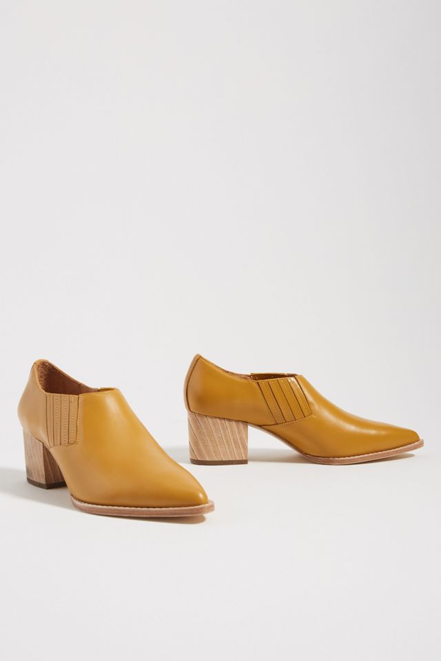 Bill Blass Tina Western Shooties #1