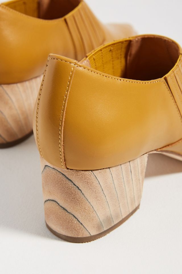 Bill Blass Tina Western Shooties #3