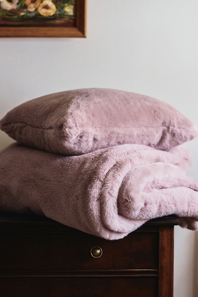 Anthropologie faux fur discount blanket