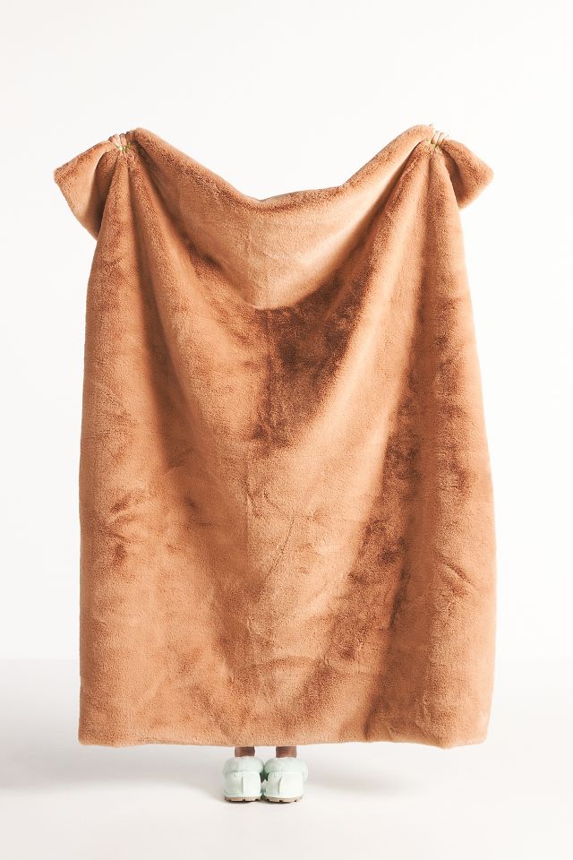 Ugg cameron reversible discount faux fur throw blanket