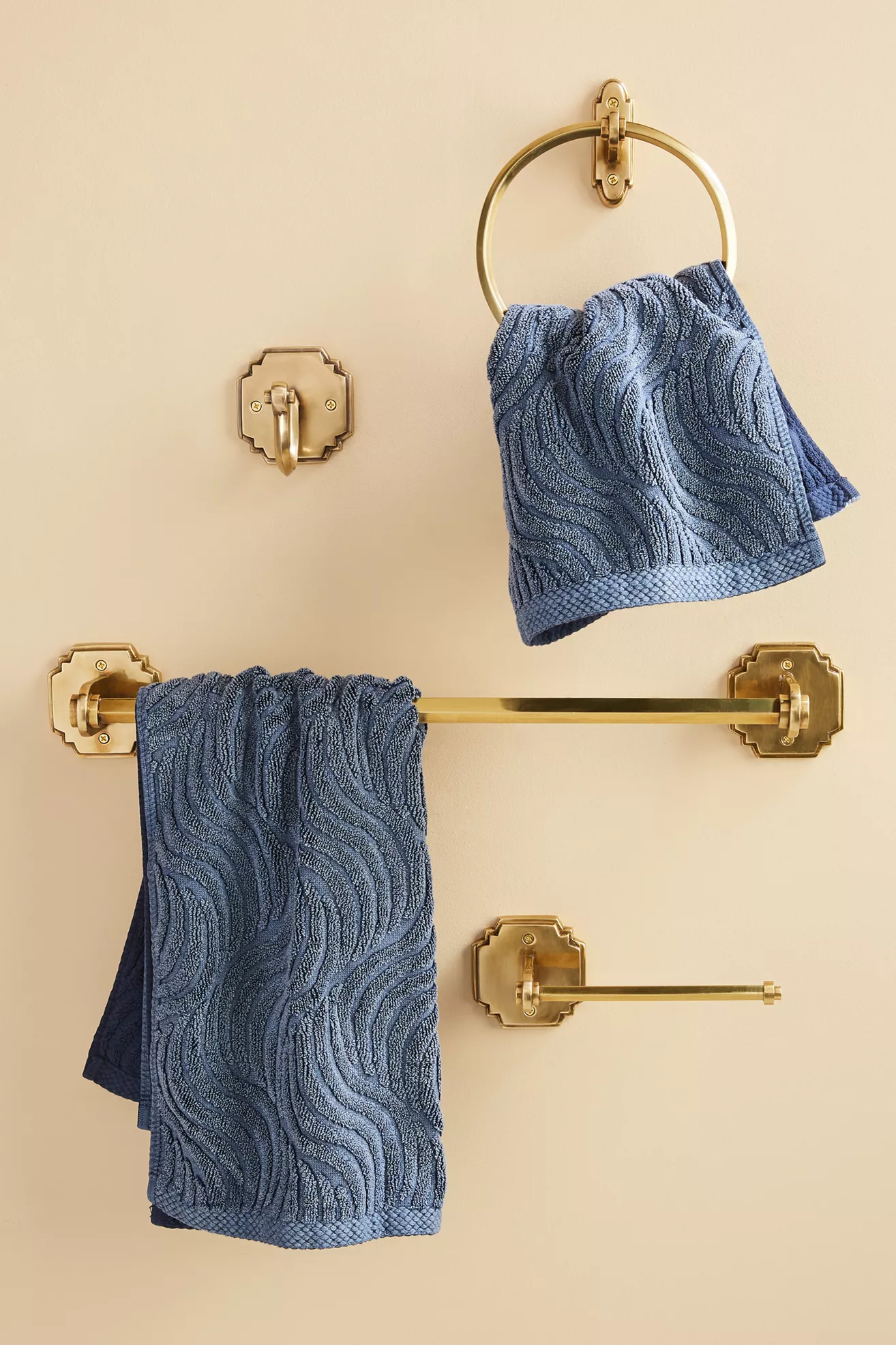 Raina Brass Towel Bar - thumbnail 4