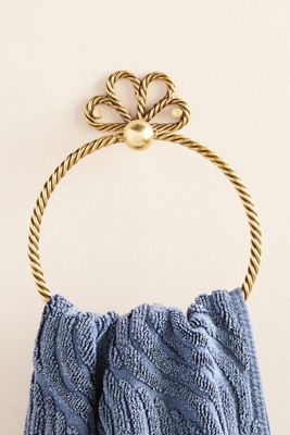 Francis Towel Ring