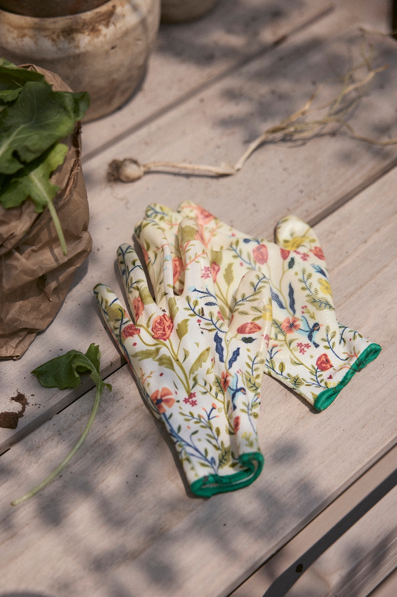 Floral Garden Weeder Gloves