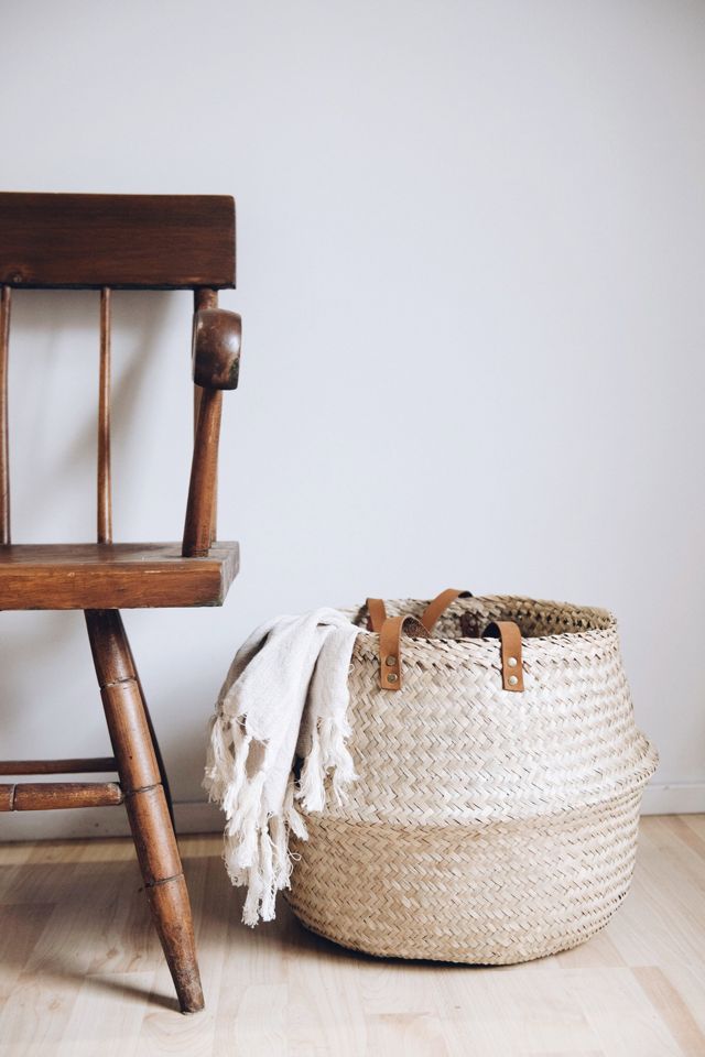 Roan Iris Quinn Belly Basket #2