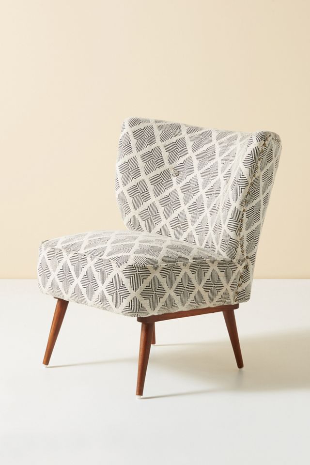 Kursi Petite Accent Chair #2