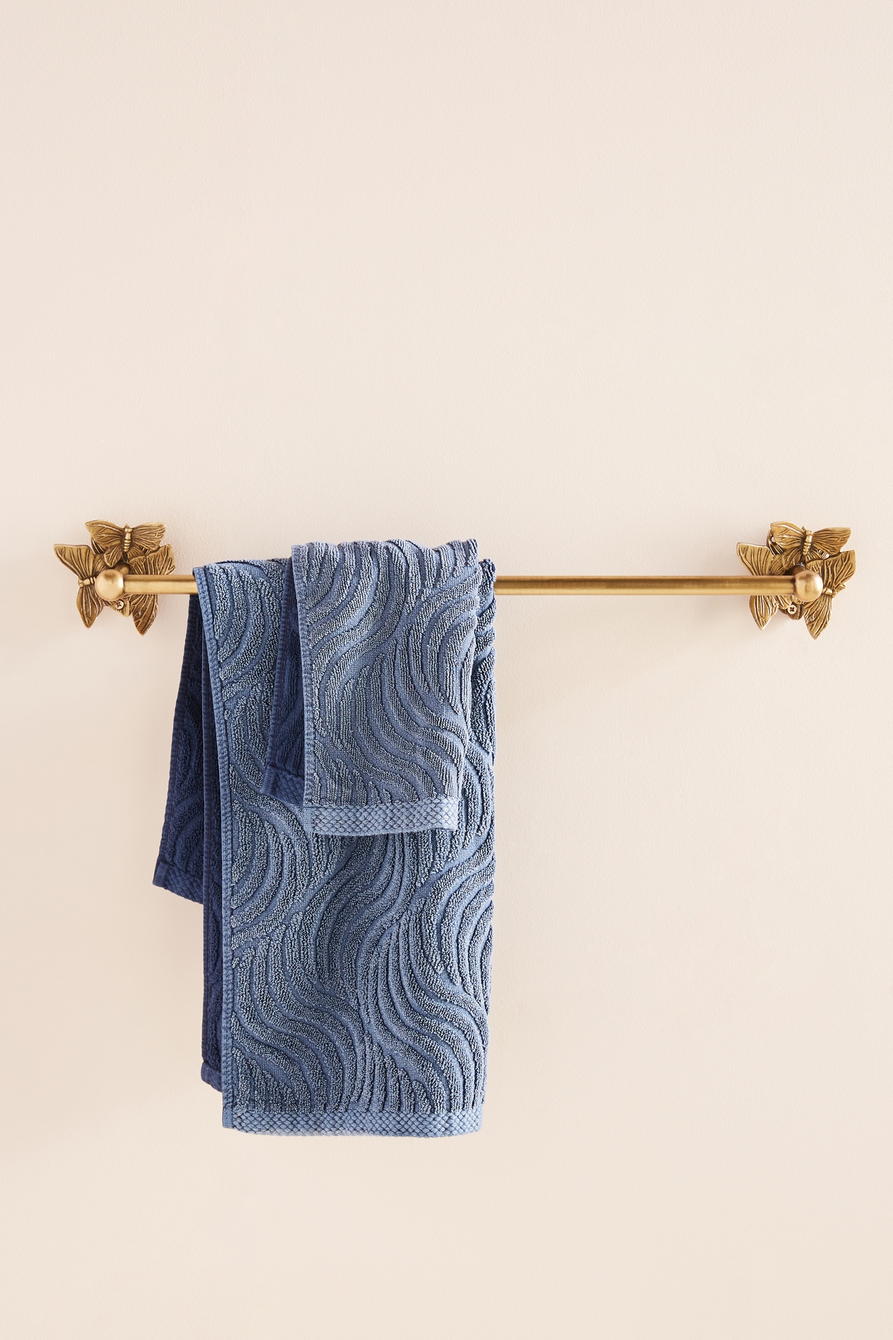 Melody Towel Bar