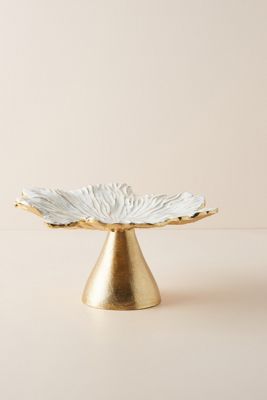 Loretta Cake Stand