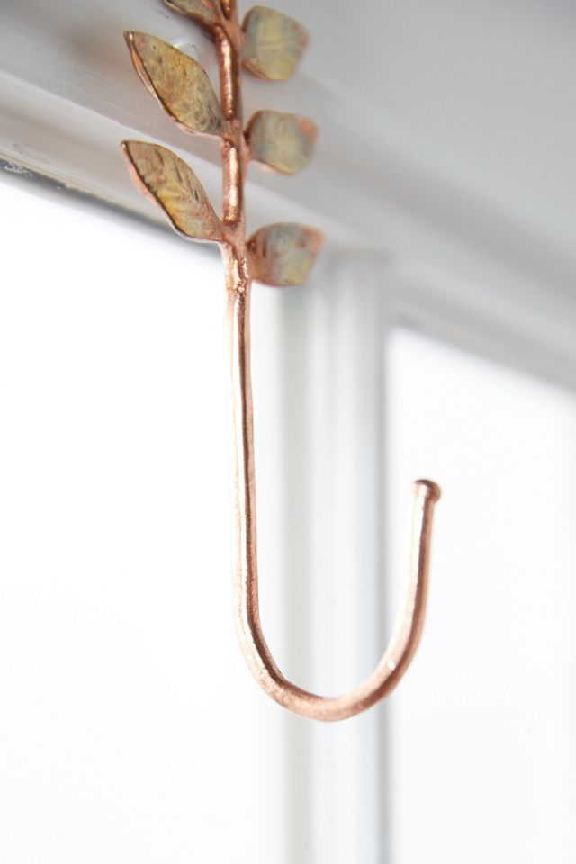 Brass Leaf Wreath Hanger #1