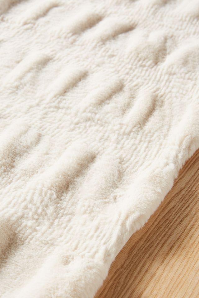 Apres Ski Faux Fur Table Runner #2